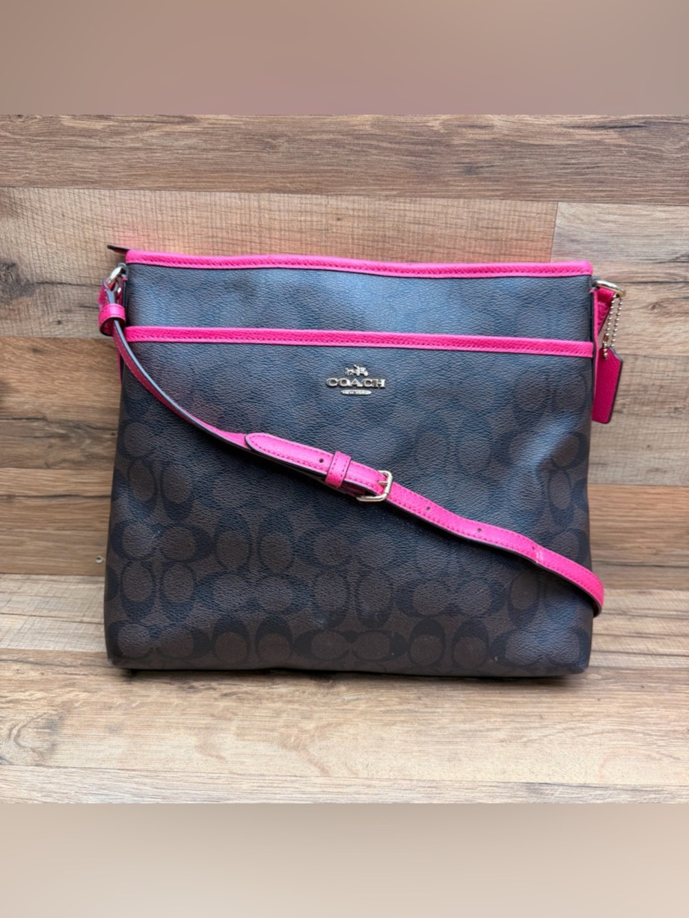 Coach Dark Brown Signature Crossbody with Bright Pink Trim - Picture 2 of 7